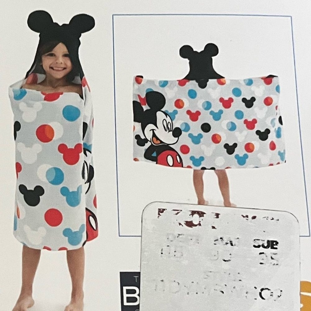 Disney Mickey Mouse Kids Hooded Bath Wrap Towel Beach Pool Vacation - Picture 2 of 8